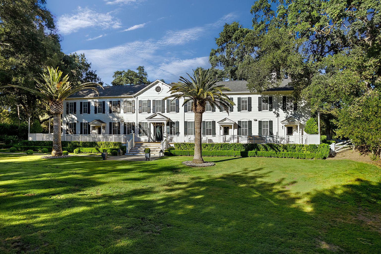 989 Rutherford Rd Napa, CA 94558 photo 2