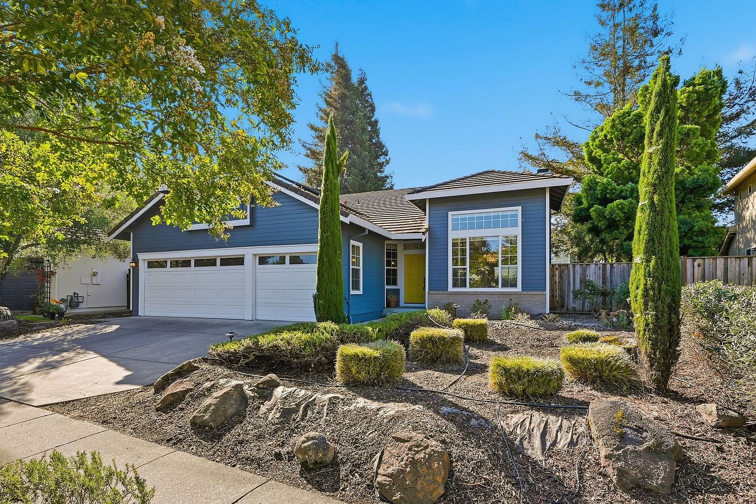 Contemporary Single Level North Napa Home photo 4