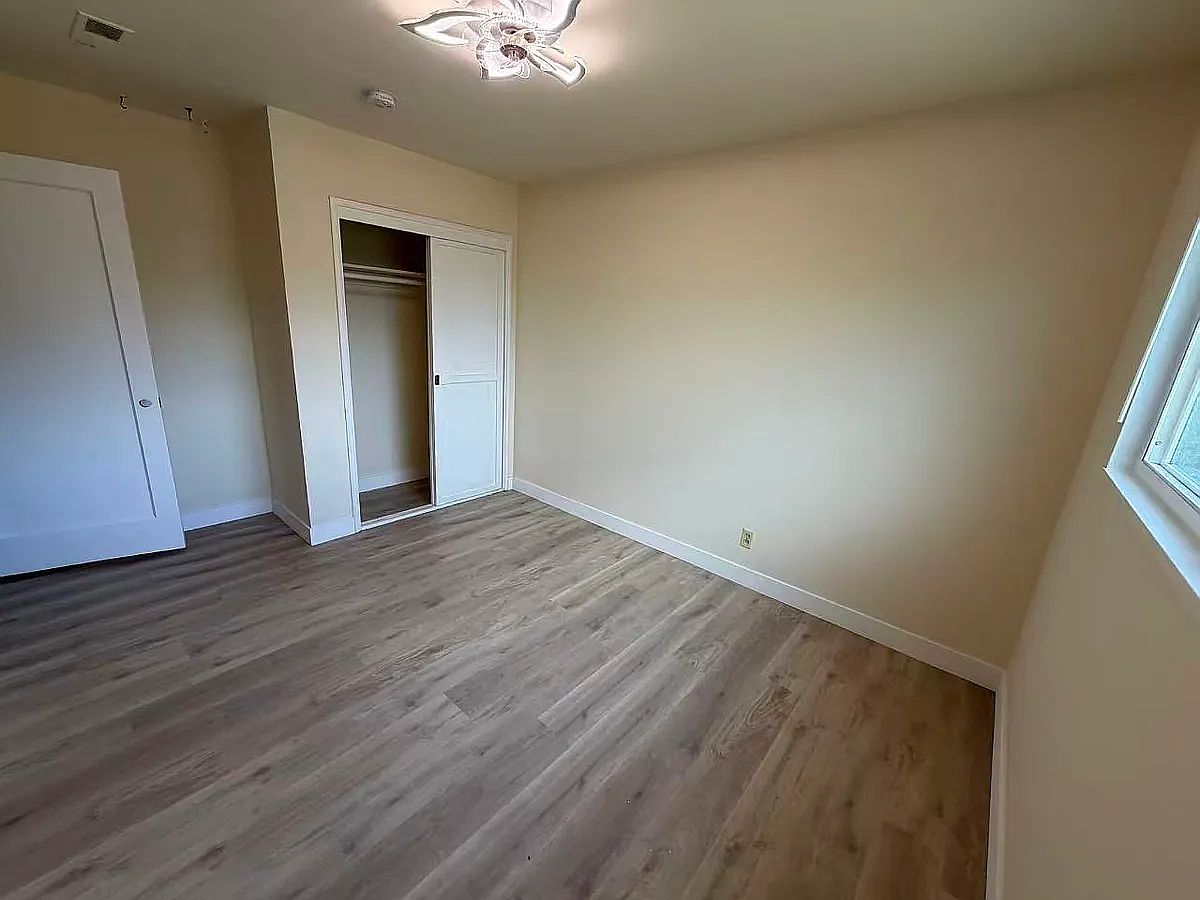 2225 Pamela Dr photo 3