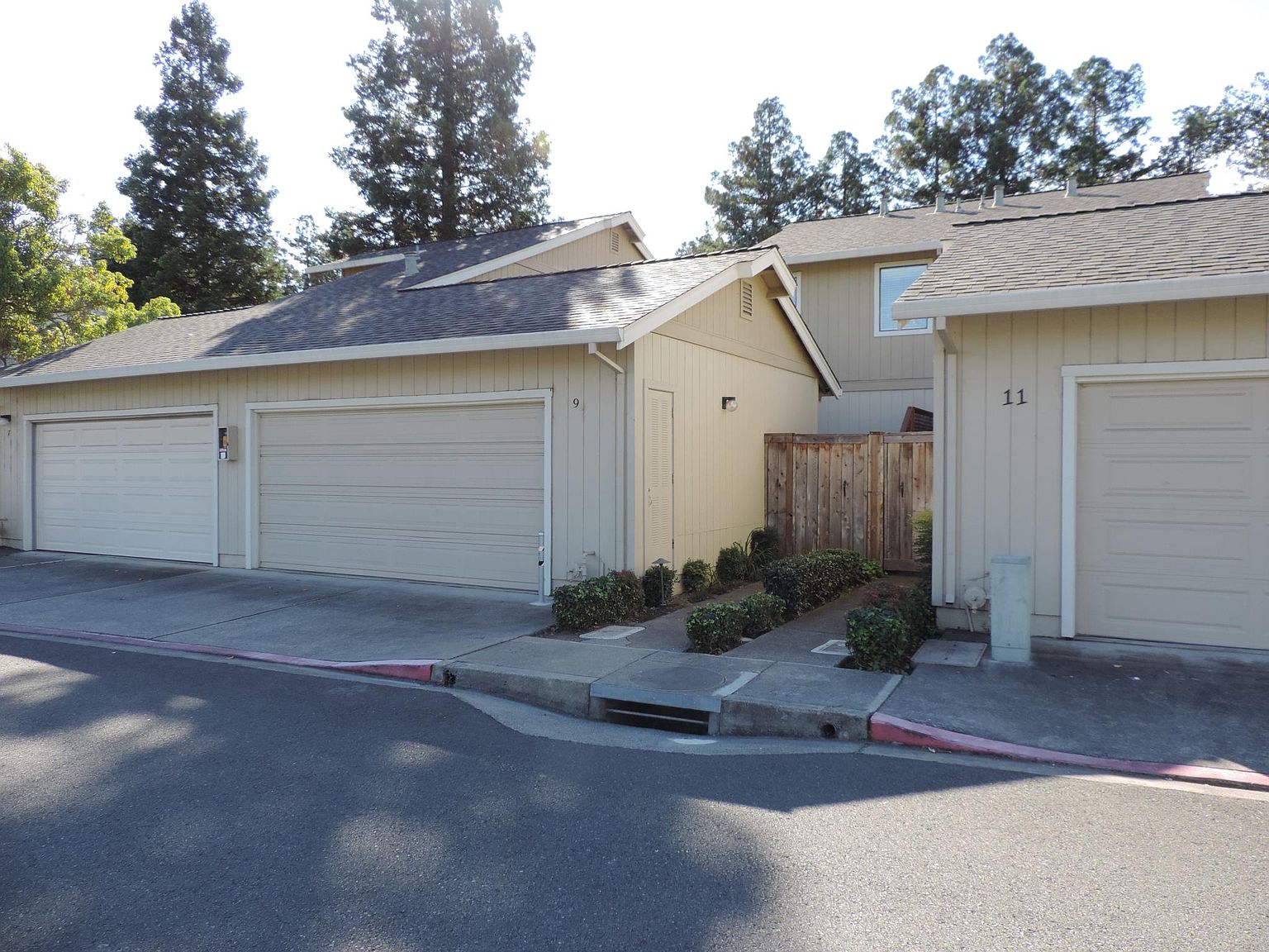 9 Vanessa Ct W photo 2