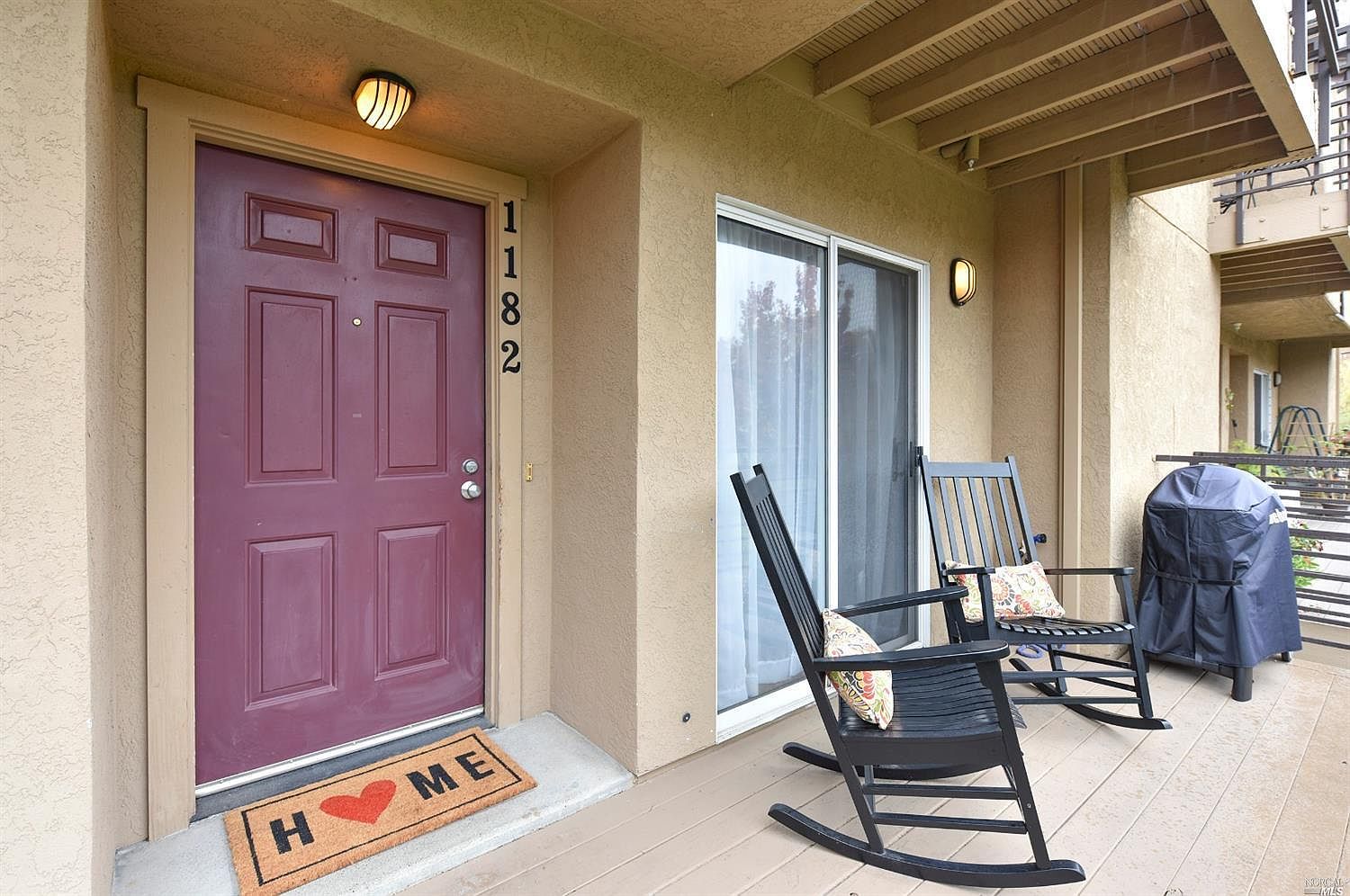 1182 Pear Tree Ln photo 3
