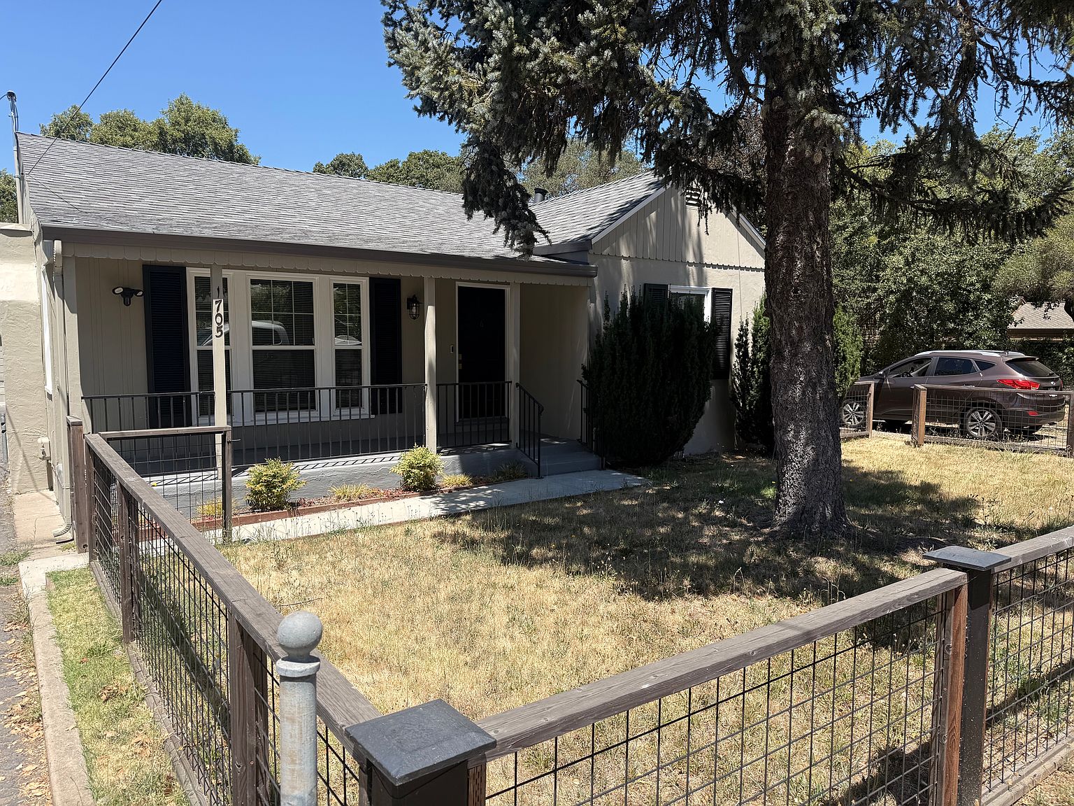 1705 Silverado Trl photo 2