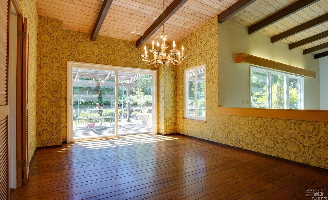 3 Oak Grove Way photo 4