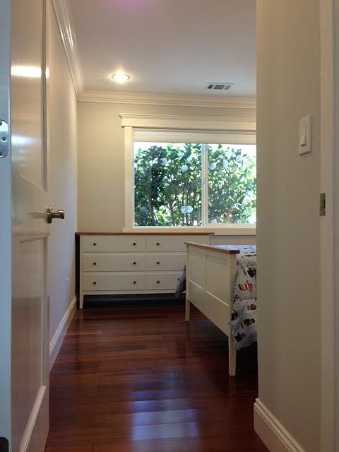 1079 Embarcadero Rd photo 4