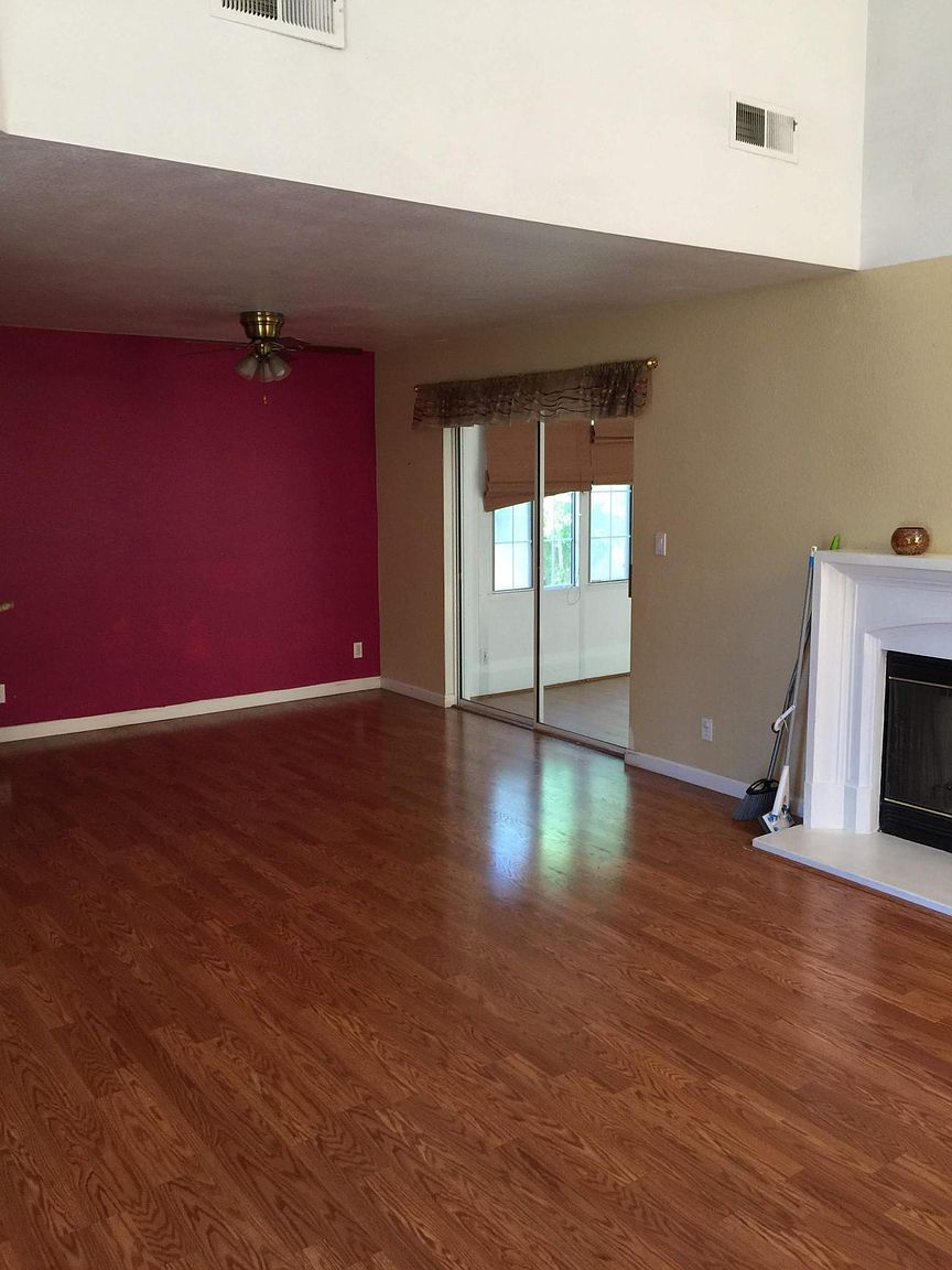 324 Woodruff Way photo 4