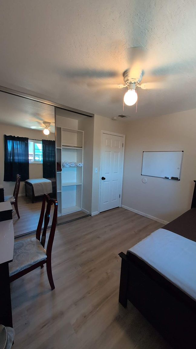 133 Evergreen Way photo 4