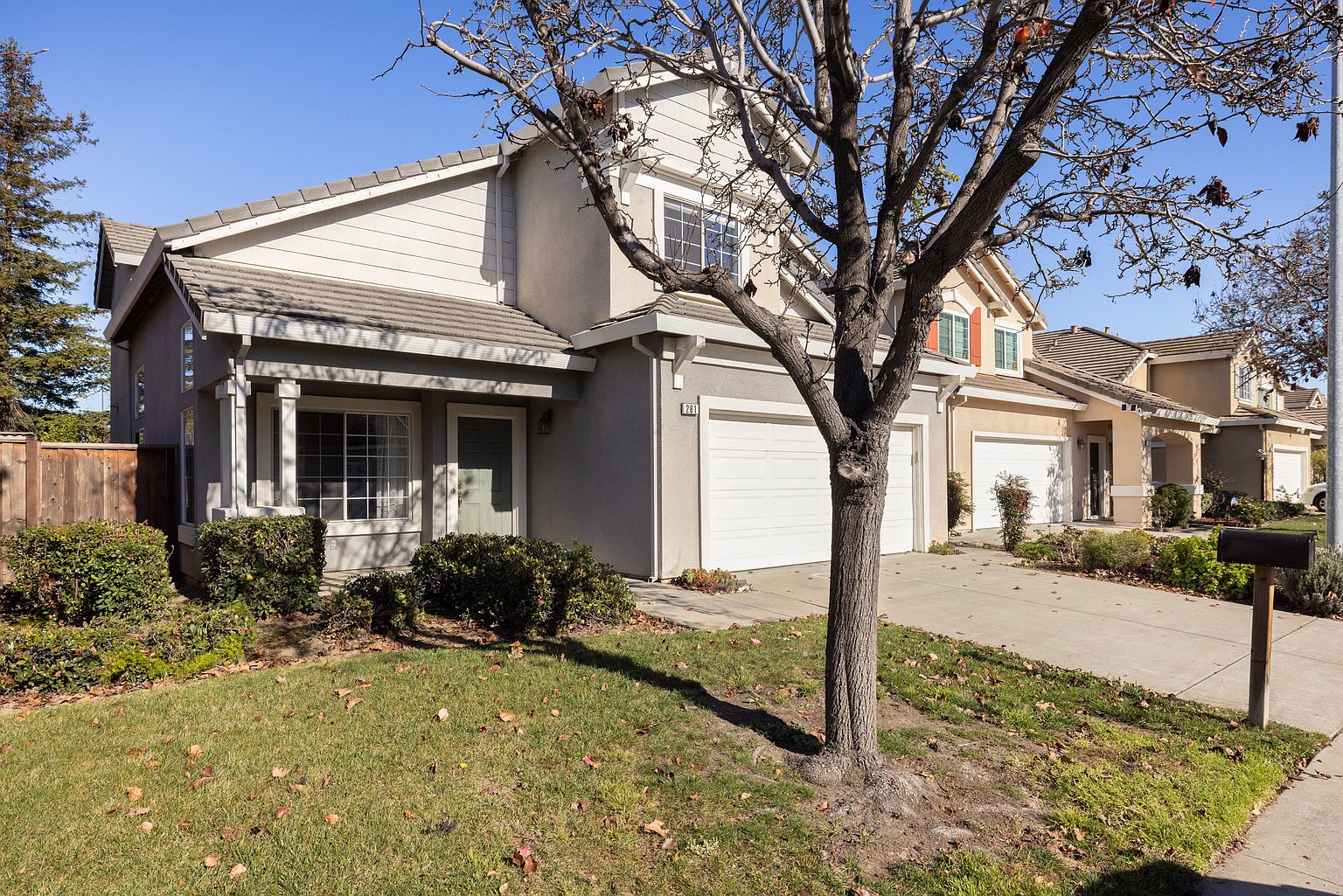 261 Summerfield Dr photo 3