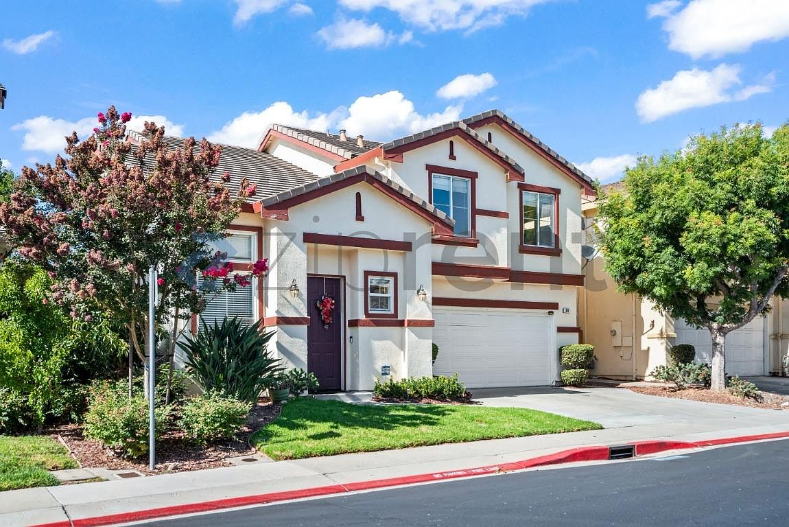 848 Cameron Cir photo 3