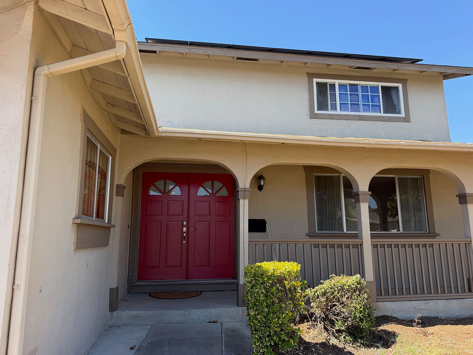 1565 Sonoma Dr photo 2