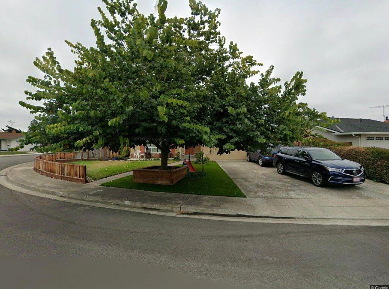 500 Woodstock Way