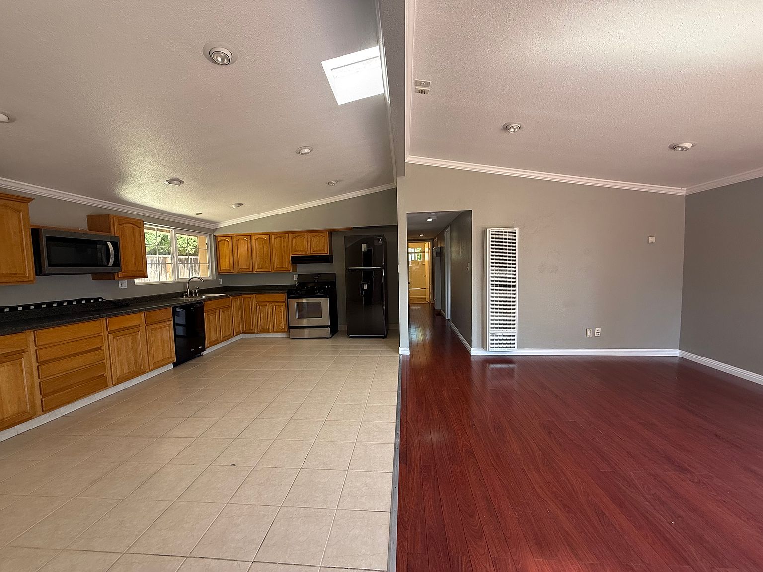 1177 Redrock Ct photo 4