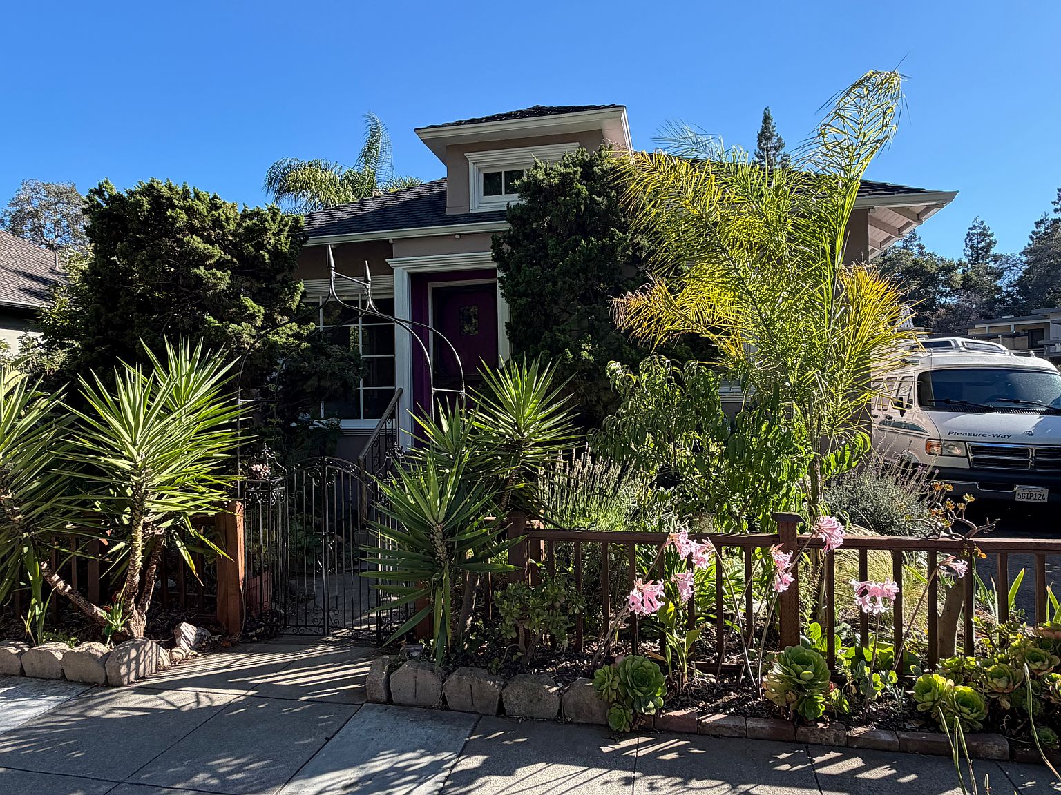 Houses on Webster St · Palo Alto