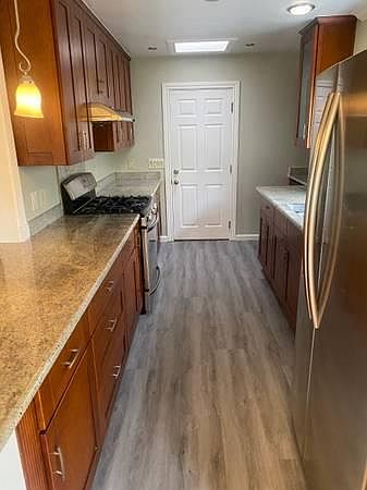 2301 Bryant St photo 2