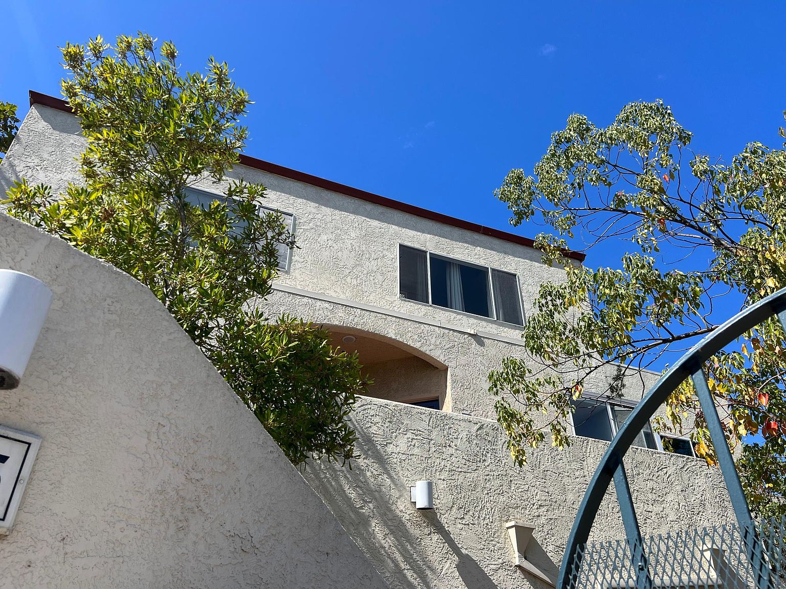2585 Park Blvd photo 3