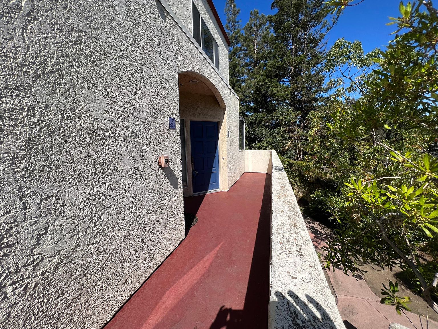 2585 Park Blvd photo 5