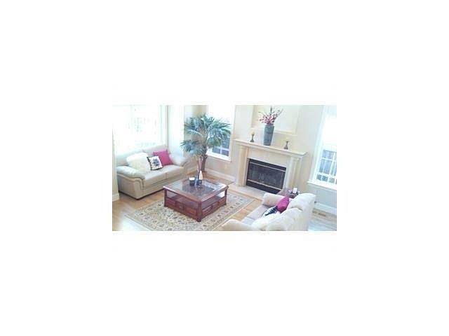 2916 Ramona St photo 2