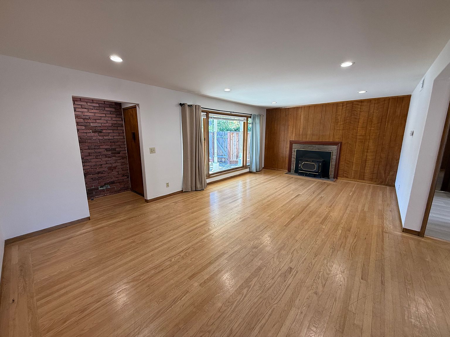 3970 El Cerrito Rd photo 3