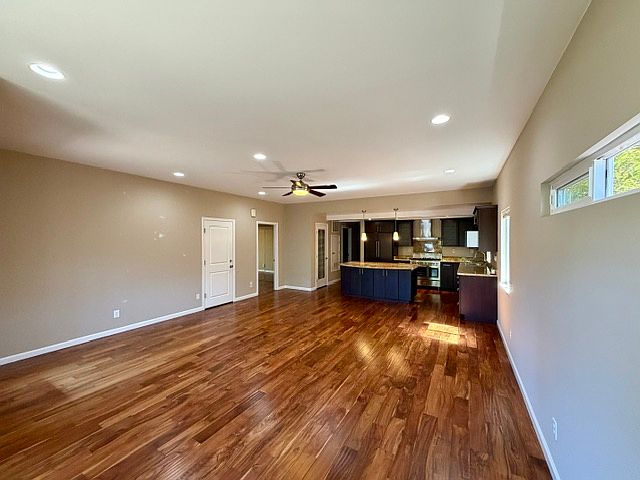 4235 Ruthelma Ave photo 3