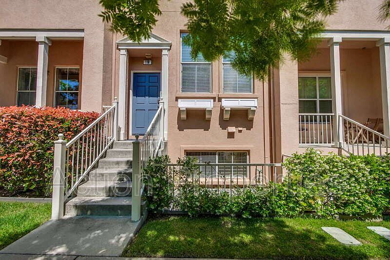 118 Pacchetti Way photo 3