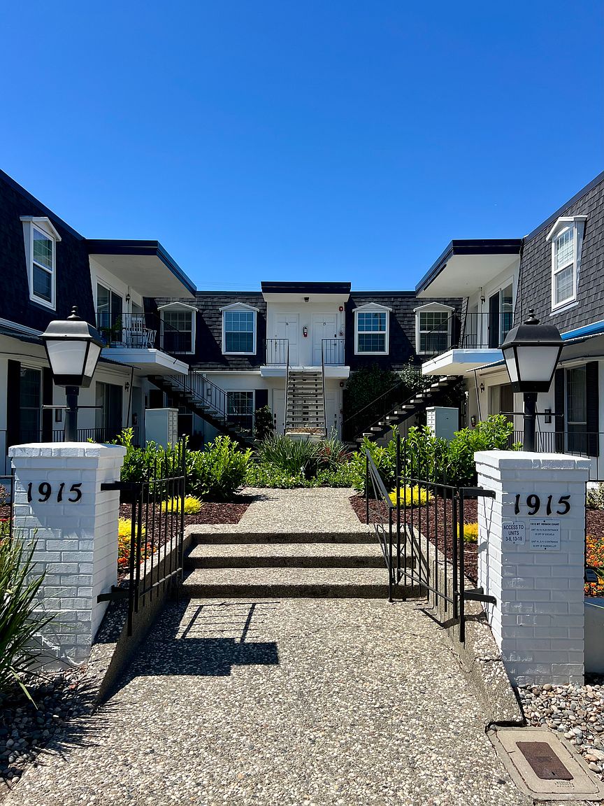 1BR/1BA Condo on Mount Vernon Court · Mountain View photo 4