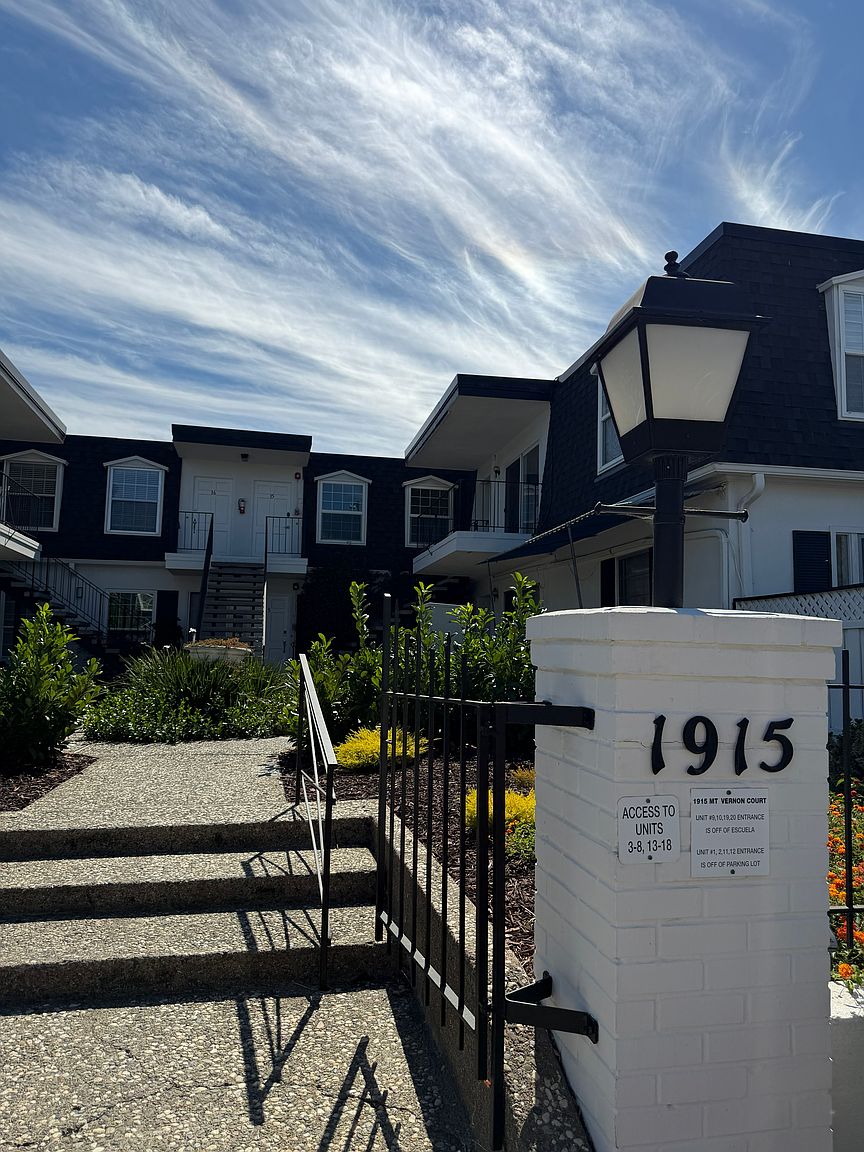1BR/1BA Condo on Mount Vernon Court · Mountain View photo 2