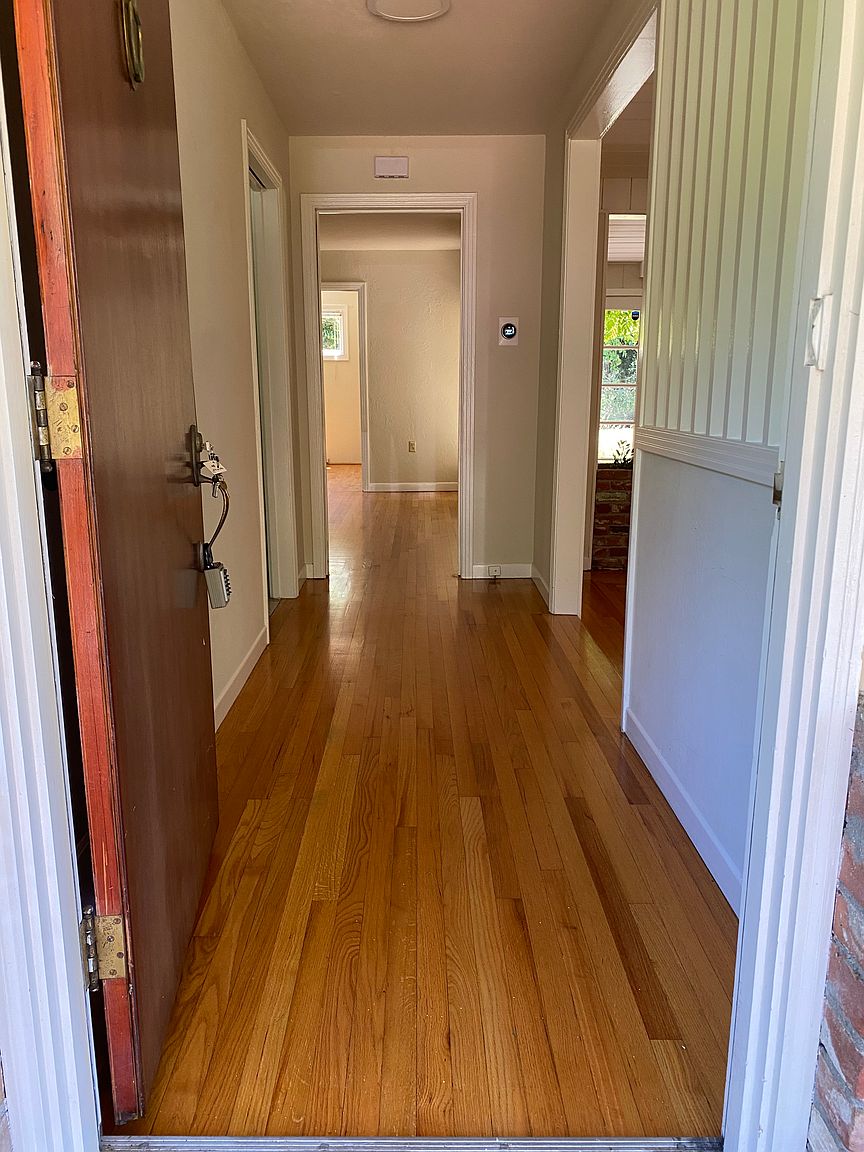 80 Sylvian Way photo 3