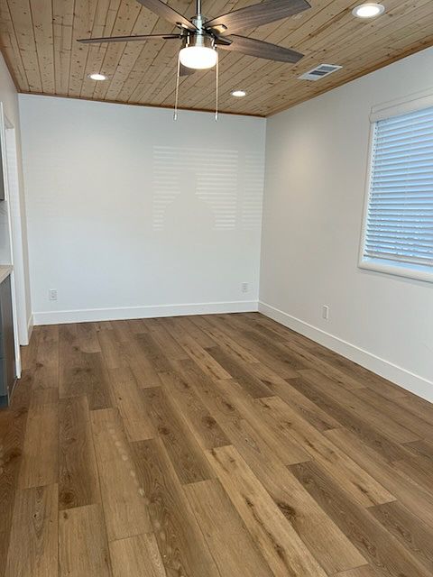 834 Tulane Dr photo 2