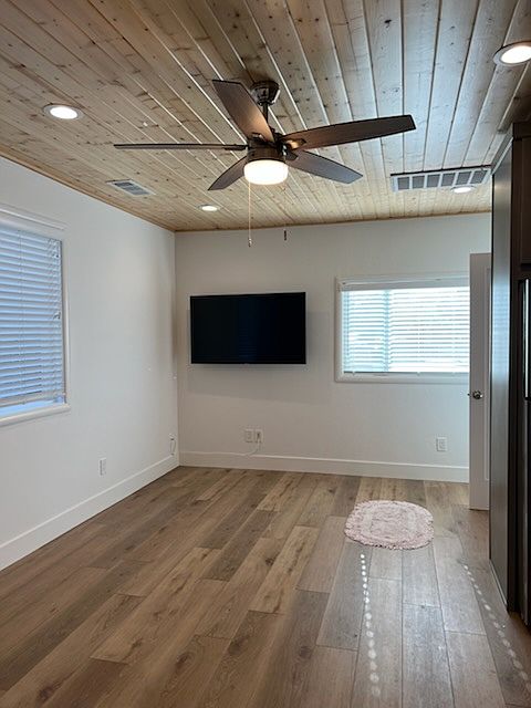 834 Tulane Dr photo 3