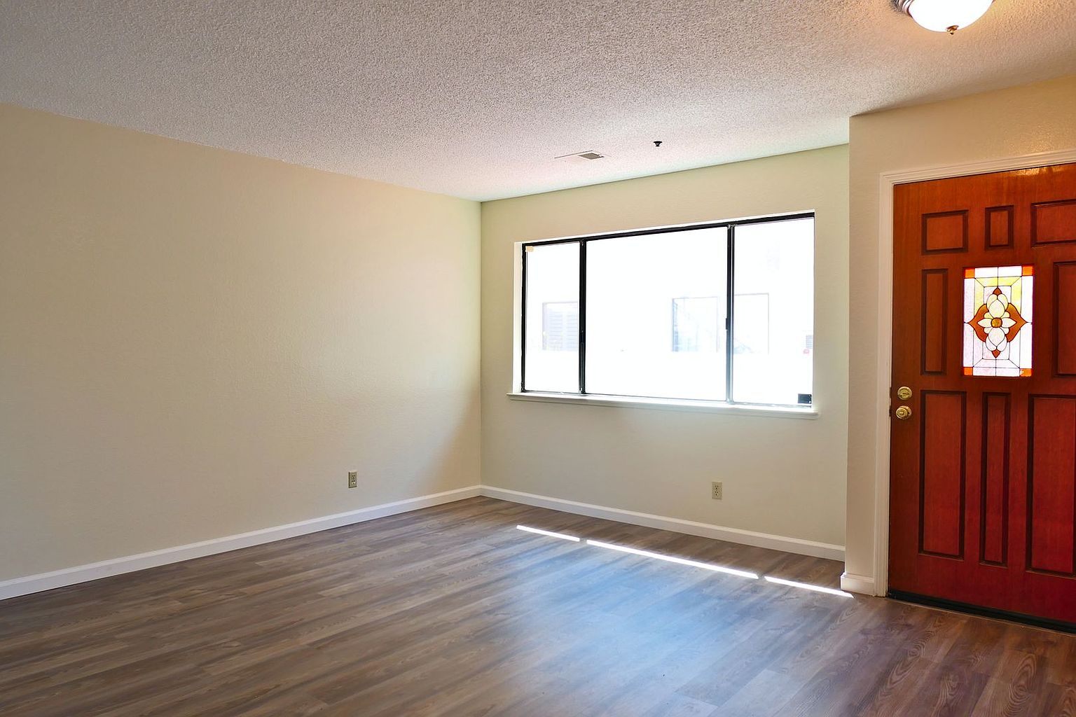 695 S Knickerbocker Dr Sunnyvale, CA 94087 photo 5