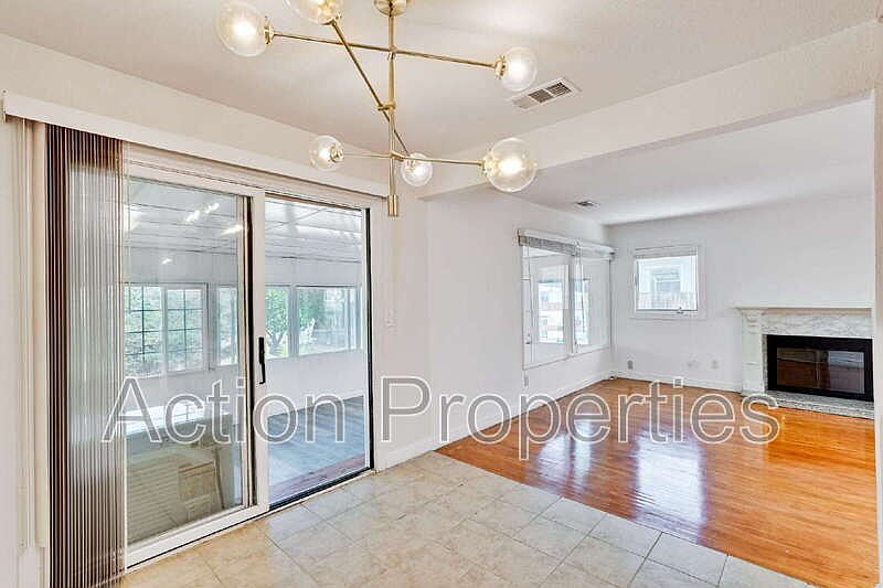 439 Glendale Ave