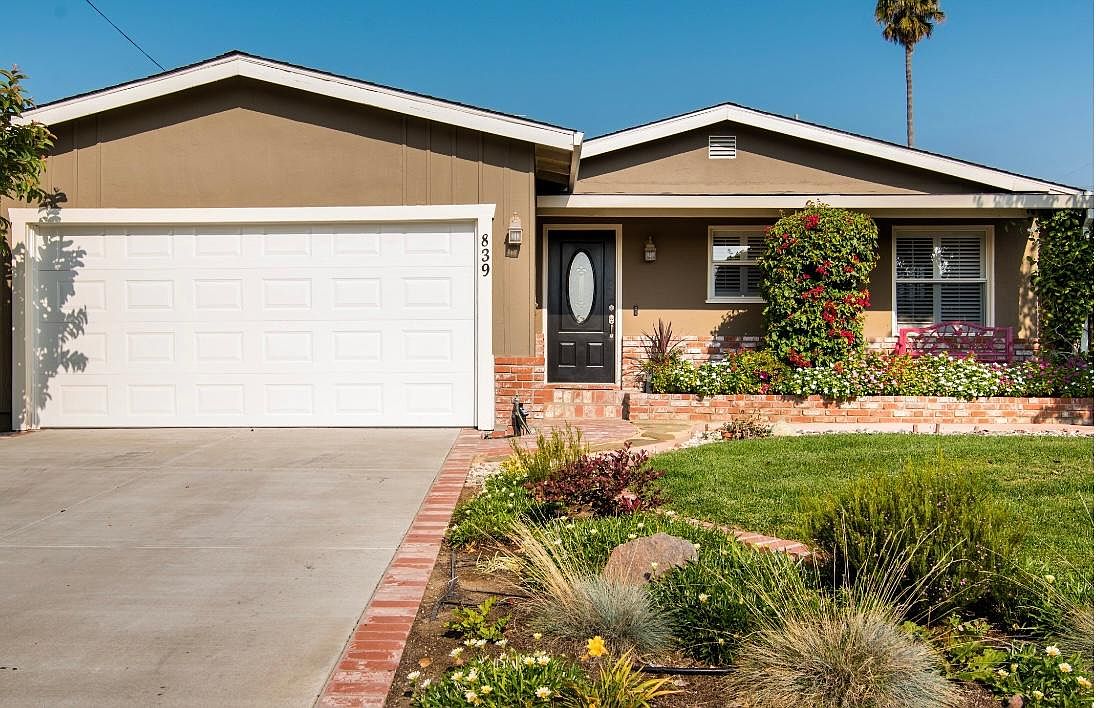 839 Coachella Ave photo 2