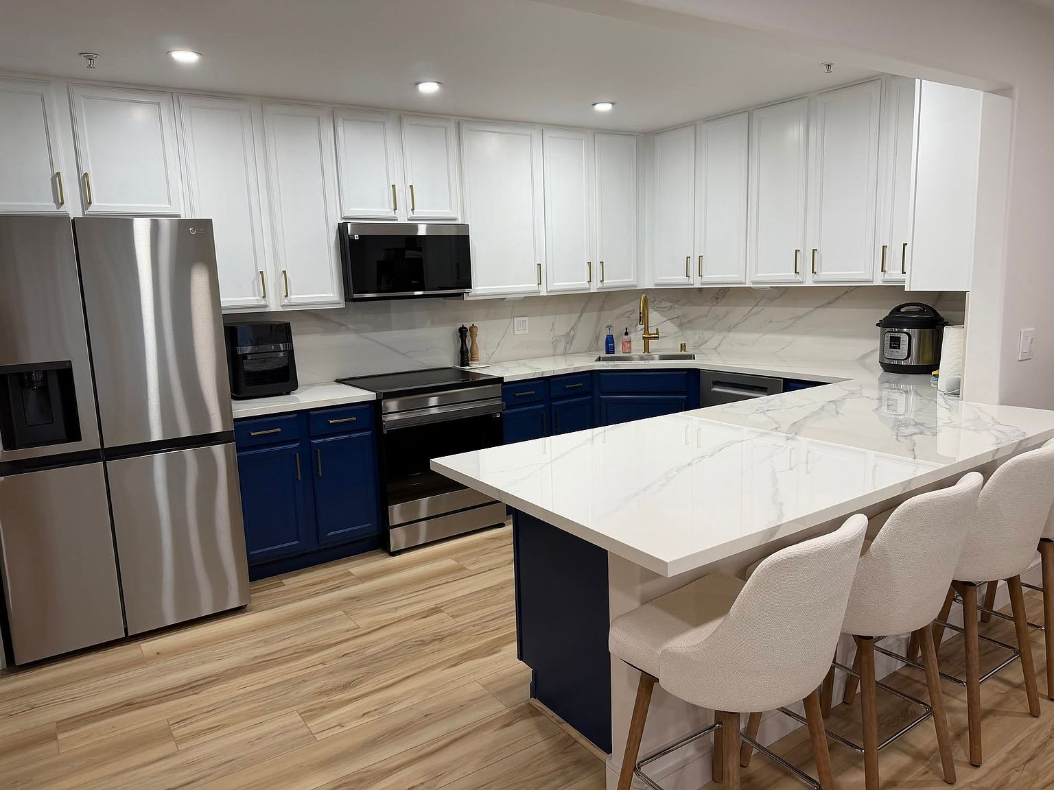 Carroll Street Villas photo 3