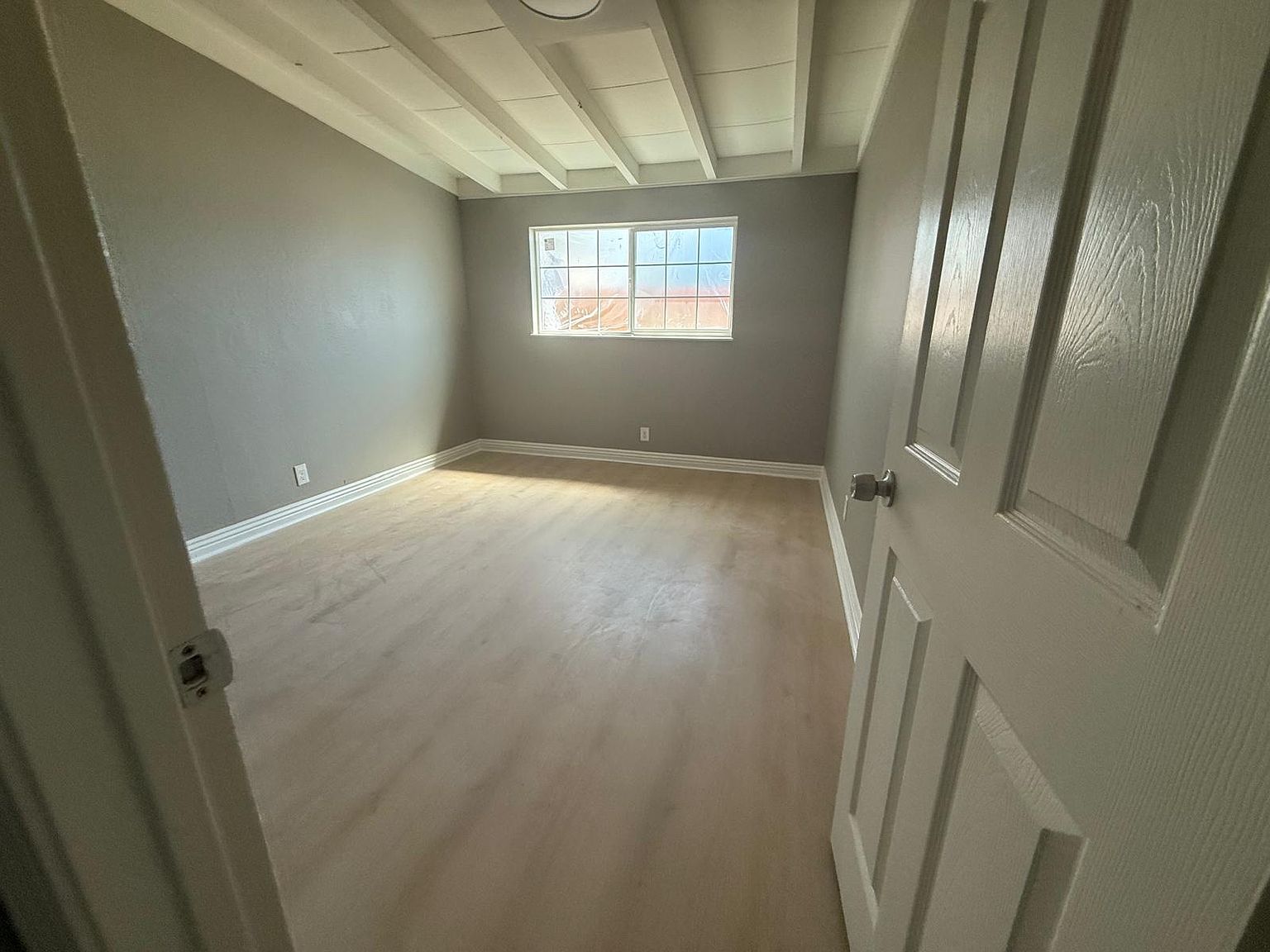1345 Cabrillo Ave photo 5