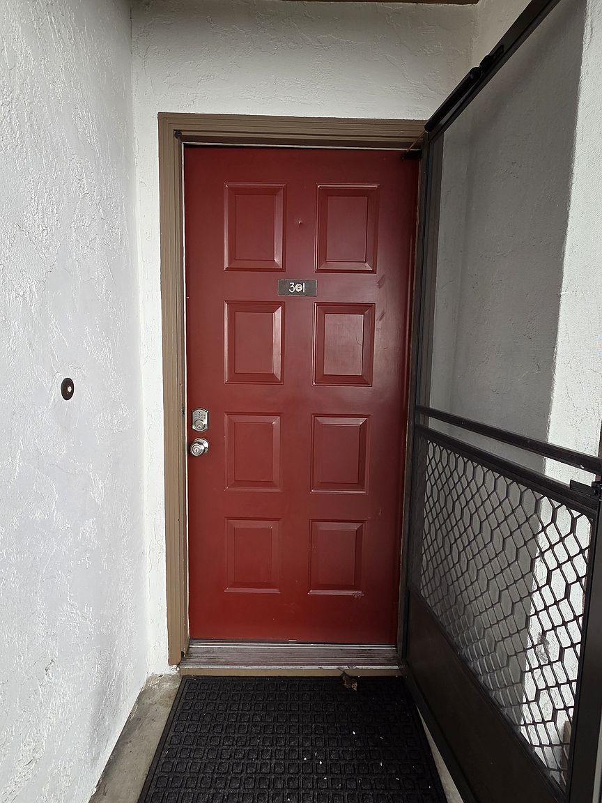 2201 Monroe St Santa Clara, CA 95050 photo 3