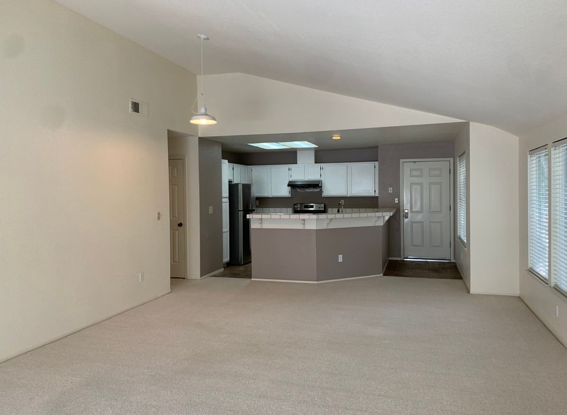 1831 Parkview Green Cir photo 5