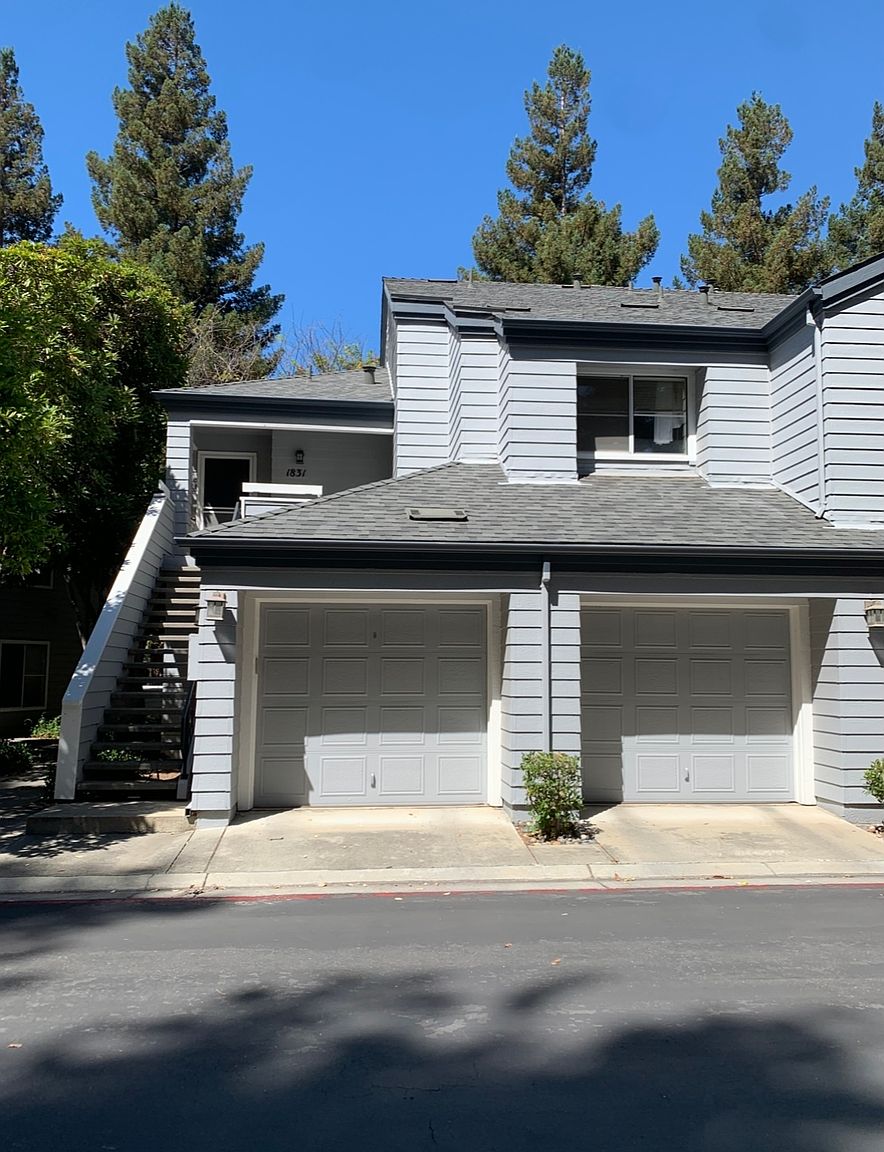 1831 Parkview Green Cir photo 2