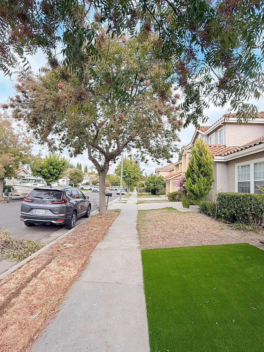 1611 Mission Springs Cir photo 3