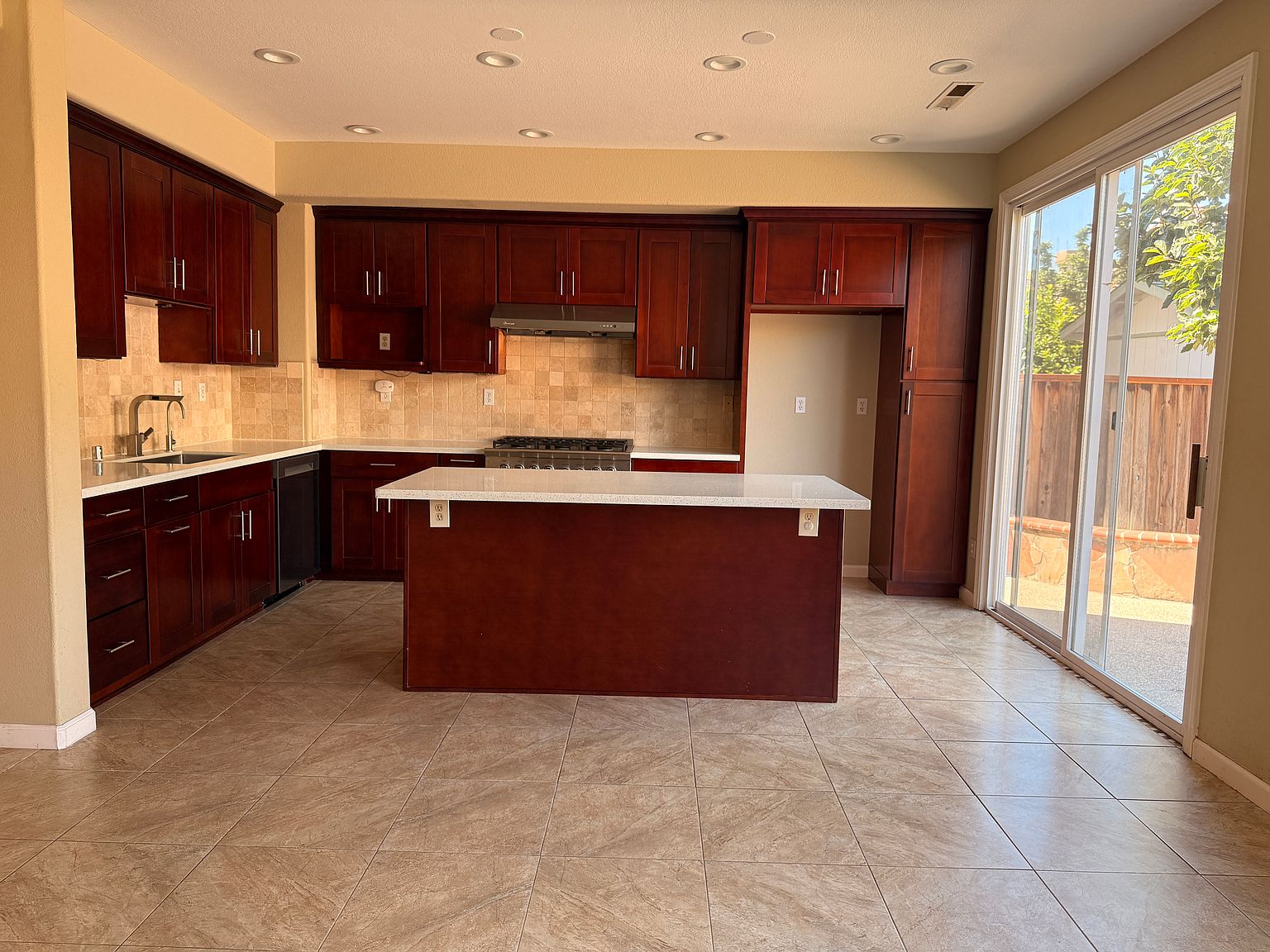 1832 Montage Ct photo 4