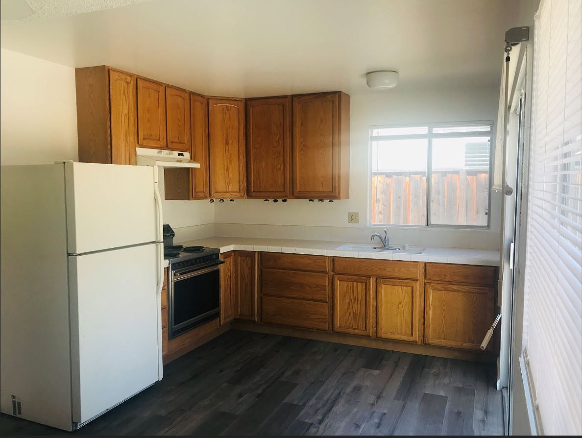 1778 Sageland Dr photo 2
