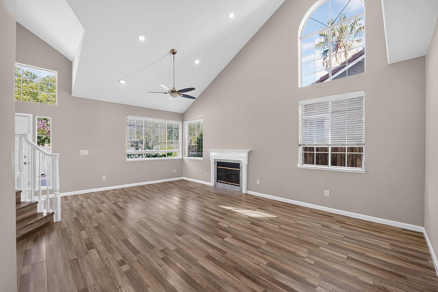 1431 Prelude Dr photo 2