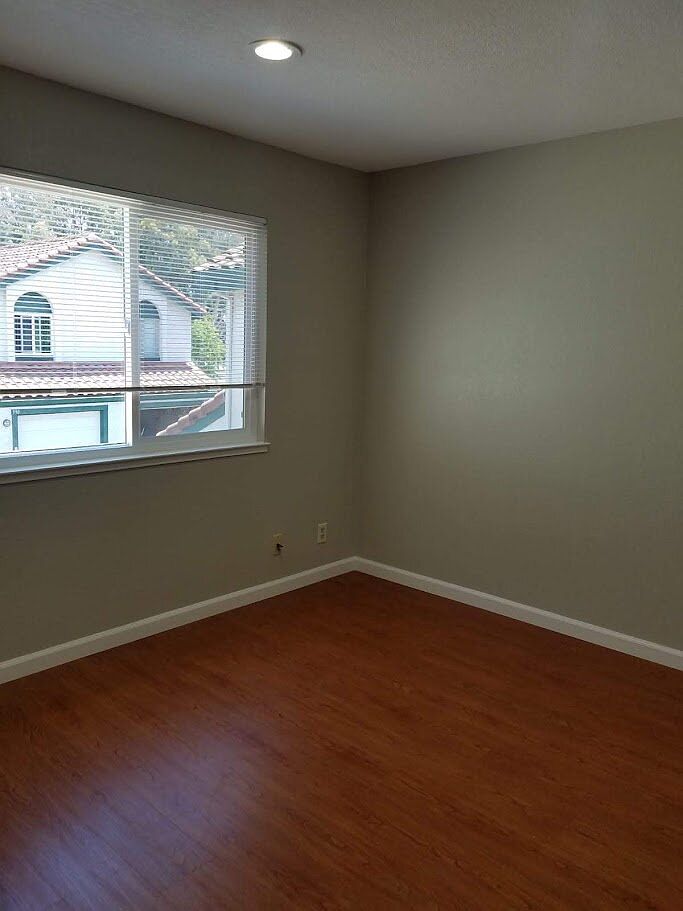 393 Englert Ct photo 2