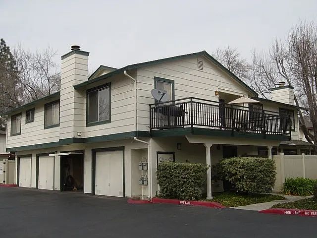 2534 Blue Rock Ct photo 2