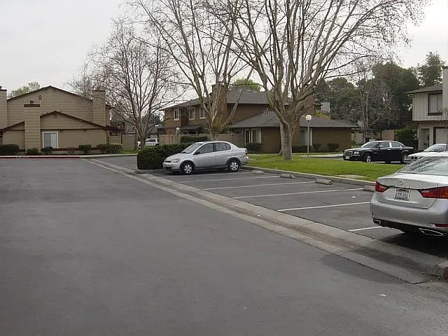 2534 Blue Rock Ct photo 4