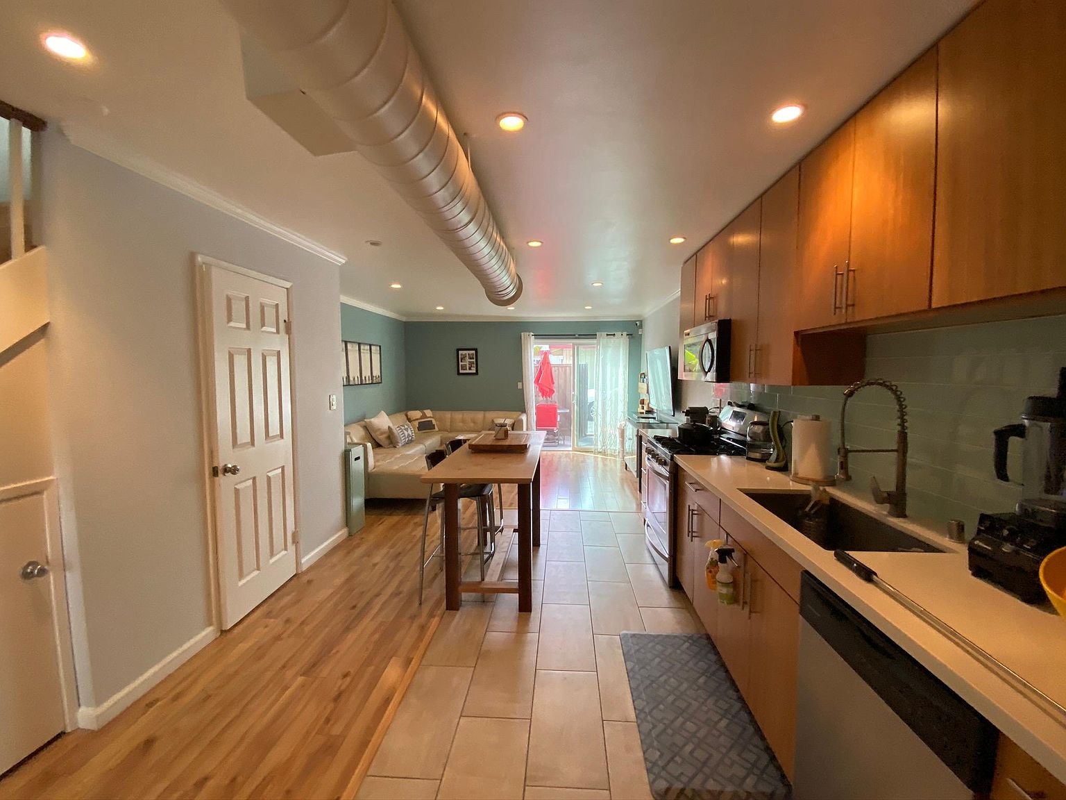 827 Villa Ave photo 5