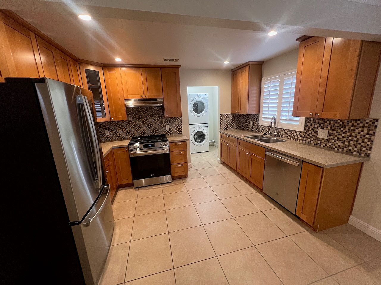 2BR/2BA Single Family House on W Virginia St · San Jose photo 2