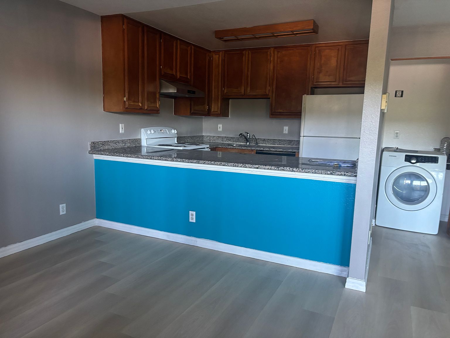 540 Chiechi Ave photo 3