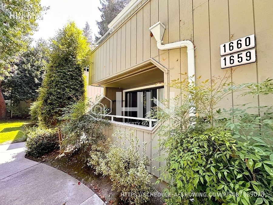 1659 Braddock Ct photo 2