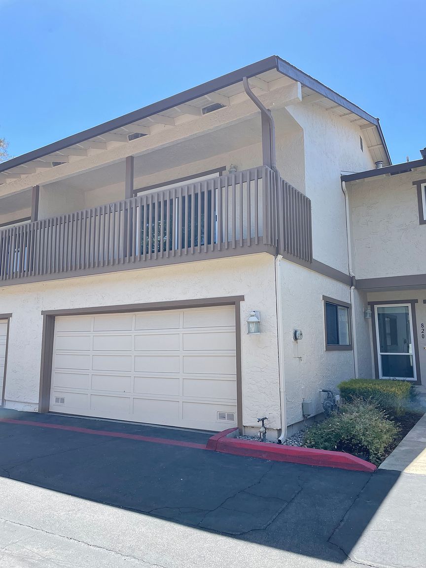 820 Bing Dr photo 2