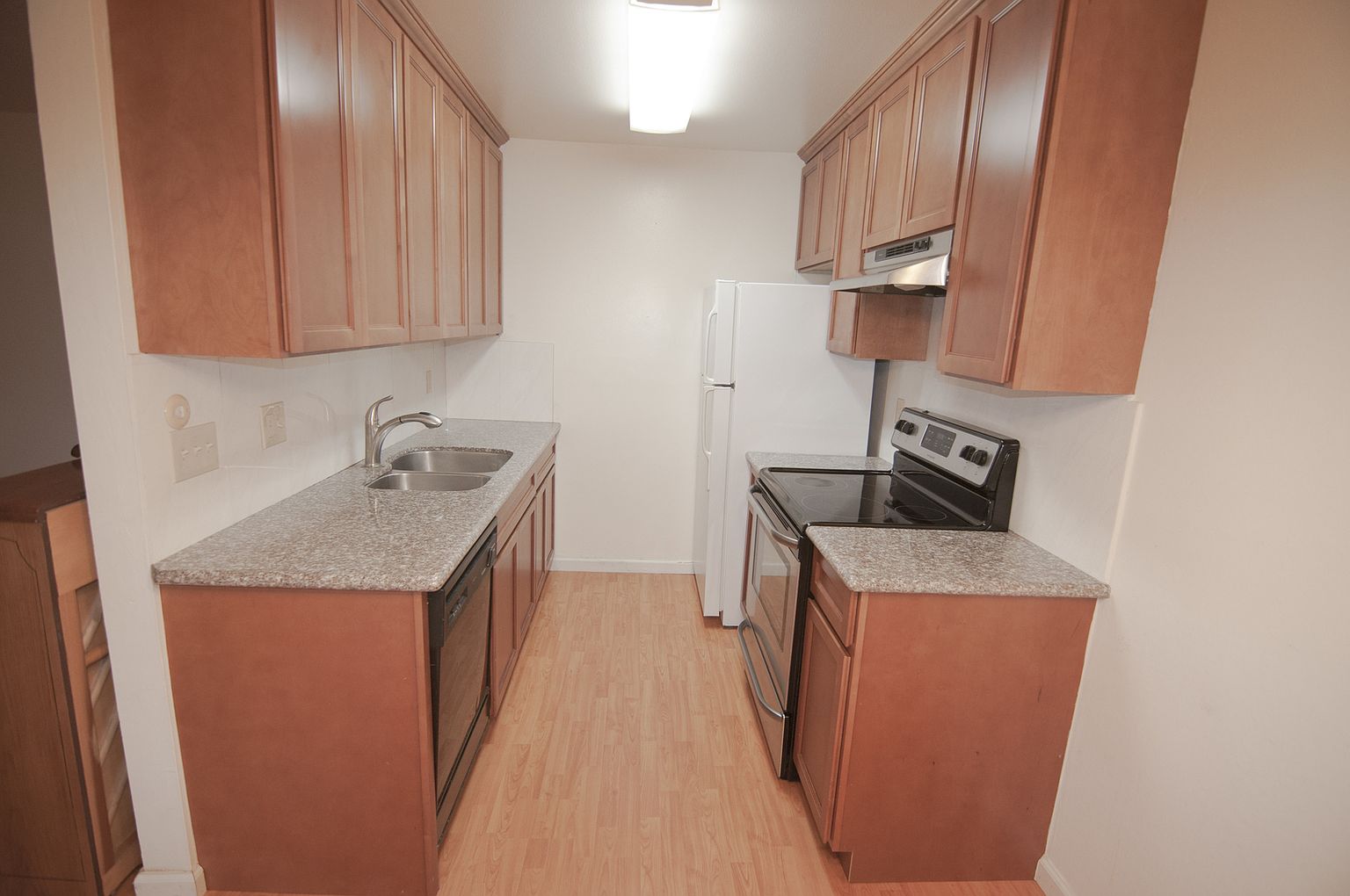 936 Kiely Blvd Santa Clara, CA 95051 photo 3