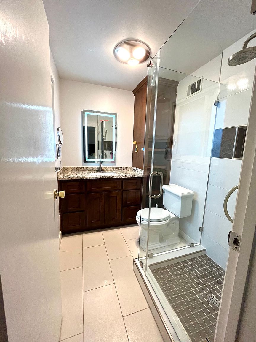 3554 Amber Dr photo 4